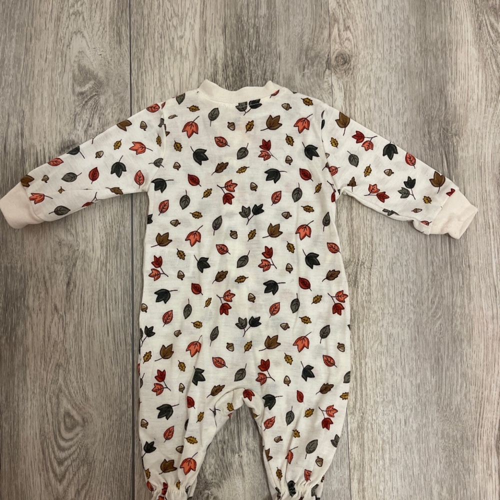 0-3 month Fall leaves baby sleeper - Picture 4 of 4